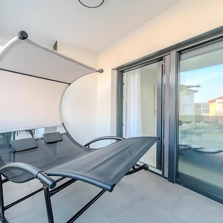 Apartment Midi Vir