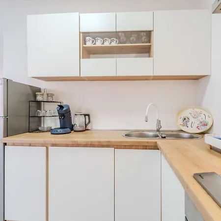Dalmara Milki Apartamento *