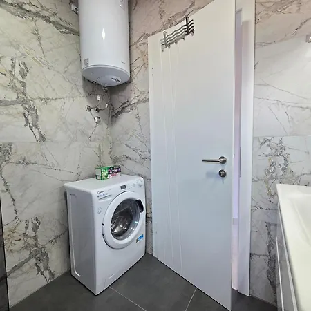 Apartamento Dalmara Milki Vir