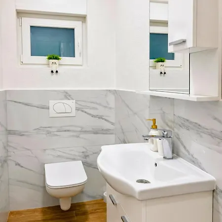Apartamento Dalmara Milki
