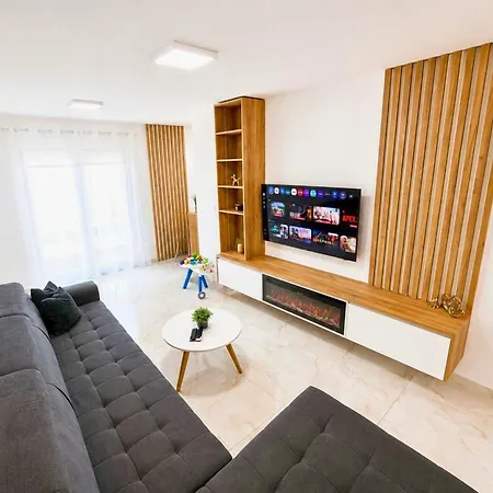 Dalmara Milki Apartamento