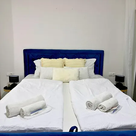 Dalmara Milki Apartamento *
