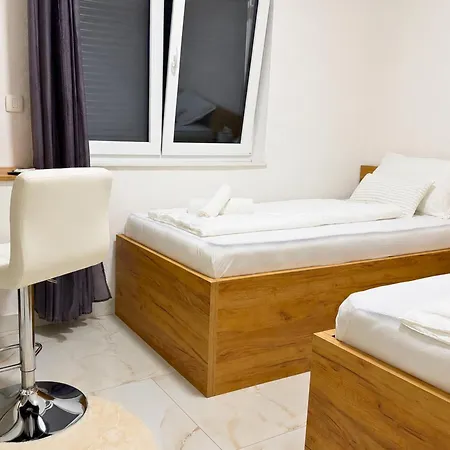 Apartamento Dalmara Milki Vir